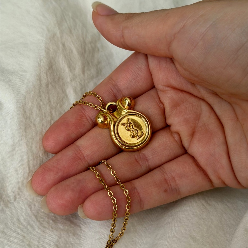 Yves Saint Laurent Luxurious Gold Necklace - Picture 5 of 15
